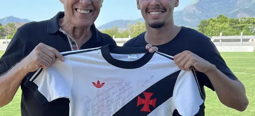Filho de Roberto Dinamite dedica vaga na final da Copa do Brasil ao pai: ‘Vamos Vasco!’