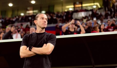 Filipe Luís vê Flamengo dominante, mas alerta para projeto do Cruzeiro e cita Atlético