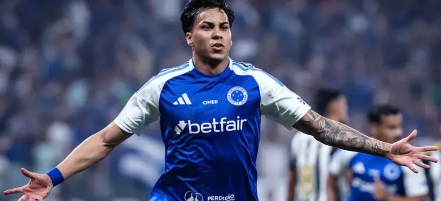 Flamengo sonda artilheiro e Cruzeiro faz jogo duro para abrir negociação