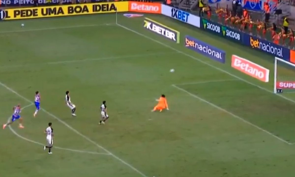 Herrera anotou o segundo gol do Fortaleza sobre o Corinthians (foto: Reprodução)