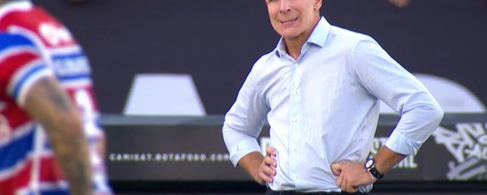 Fortaleza leva virada do Botafogo e cai para Série B de forma dramática