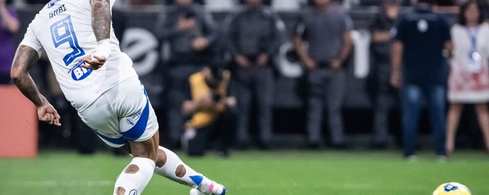 Gabigol diz por que deixou delegação do Cruzeiro após eliminação para o Corinthians: ‘Não fazia sentido’