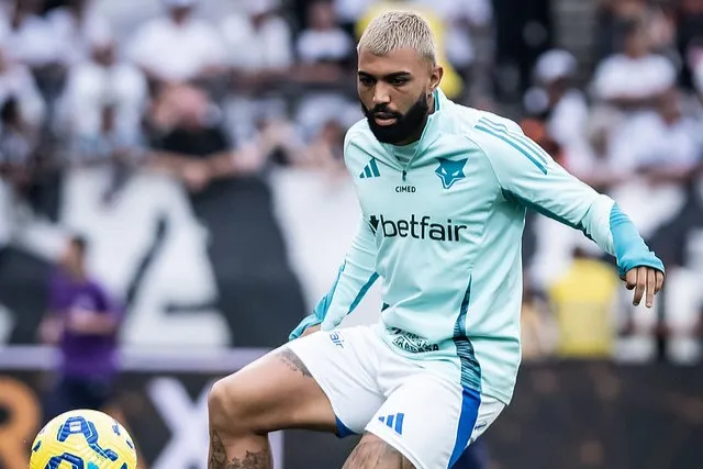 
Gabigol perde pênalti e vira alvo de memes nas redes; veja (Foto: Gustavo Aleixo/Cruzeiro)