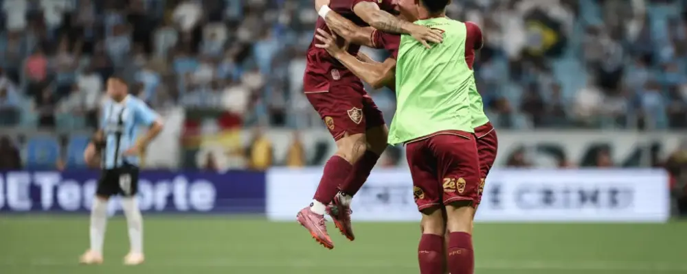 Grêmio 1 x 2 Fluminense – Soteldo desencanta e mantém Flu embalado no Brasileiro