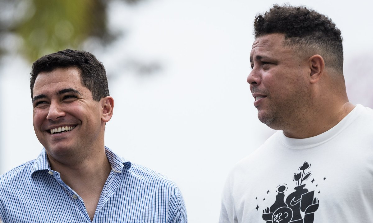 Pedro Martins e Ronaldo, ex-diretores do Cruzeiro (foto: Gustavo Aleixo/Cruzeiro)