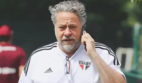 Impeachment de Casares ganha força no São Paulo e Conselho Consultivo estuda data