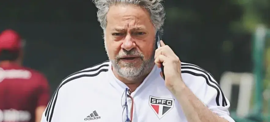 Impeachment de Casares ganha força no São Paulo e Conselho Consultivo estuda data