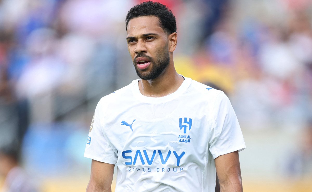 Renan Lodi em ação pelo Al-Hilal, da Arábia Saudita, na Copa do Mundo de Clubes da Fifa - (foto: Alex Grimm/Getty Images via AFP)