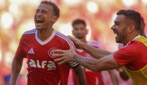 Inter bate Bragantino, conta com tropeços e permanece na Série A