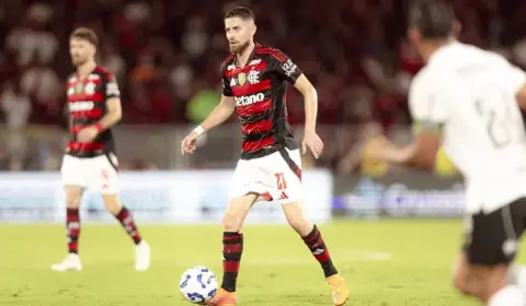 Jorginho se adapta ao futebol brasileiro, supera lesões e vira um dos símbolos do título do Flamengo