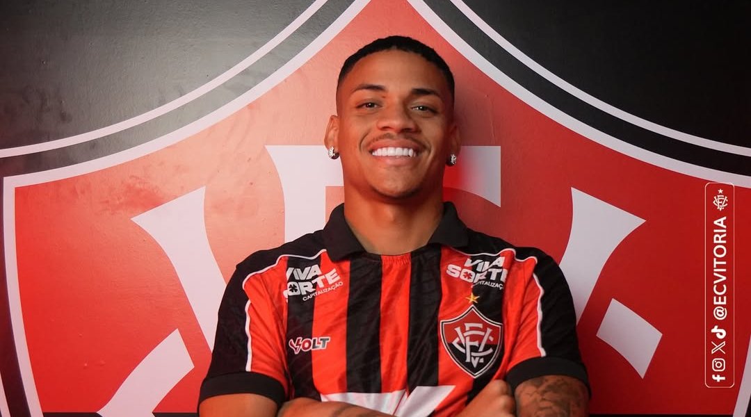 Maykon, lateral-esquerdo do Atlético que atuou por empréstimo no Vitória em 2025 (foto: Divulgação/Vitória)