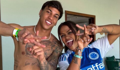 Kaio Jorge posa com torcedora famosa do Cruzeiro e provoca Atlético