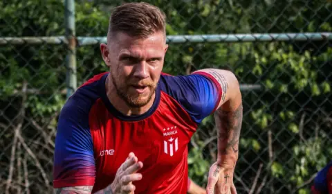 Maricá oficializa a contratação de ex-zagueiro do Botafogo