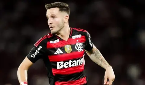 Meia do Flamengo deve passar por cirurgia em breve