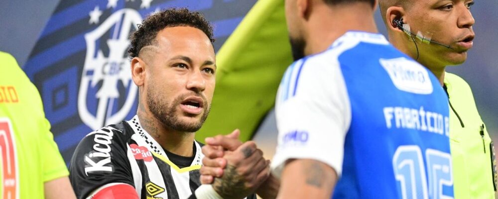 Multicampeão pelo Cruzeiro defende Neymar e garante: ‘Duvido que parem ele’