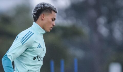 Os sete jogadores que retornarão ao Cruzeiro em 2026