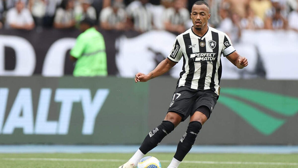 Marlon Freitas em ação pelo Botafogo (foto: Vitor Silva/Botafogo)