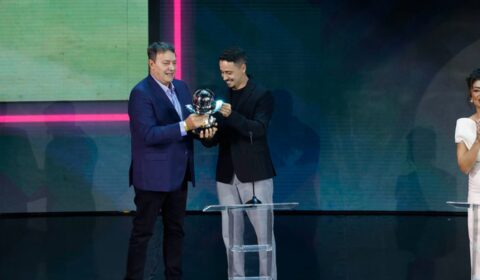 Pedrinho, do Cruzeiro, brinca com presidente do Fla sobre Arrascaeta