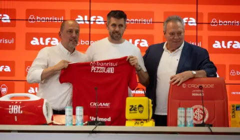 Pezzolano é apresentado no Inter e destaca confiança no elenco: “Melhor do mundo”