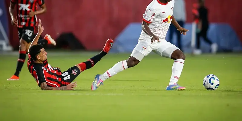 Red Bull Bragantino x Vitória – Onde assistir e escalações