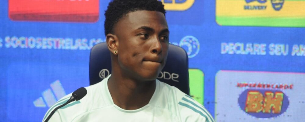 Néiser Villarreal estreia hoje no Cruzeiro, contra o Botafogo?