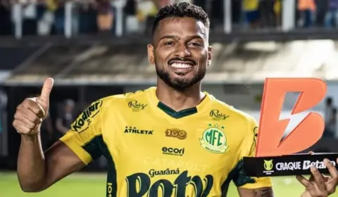 Reinaldo segue no Mirassol e mira disputa da Libertadores em 2026