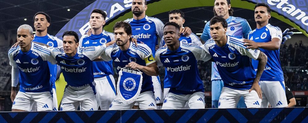 Rizek, Sobis e Felipe Melo montam time ideal do Brasileirão com seis do Cruzeiro