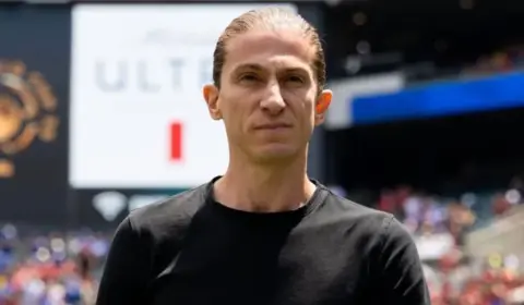 Sem acordo com Filipe Luís, Flamengo repete cenários pós-título e vive incerteza