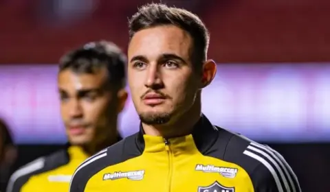 Sondado pelo Guarani, atacante formado no clube é emprestado ao futebol árabe