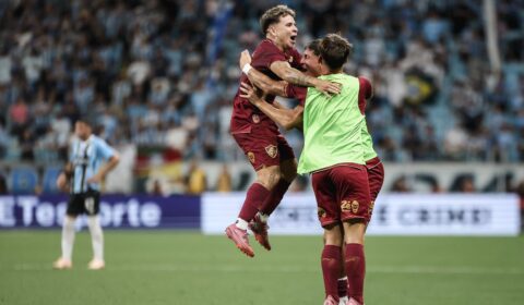 Soteldo brilha, Fluminense bate Grêmio no Brasileiro e chega ao 6º jogo seguido invicto