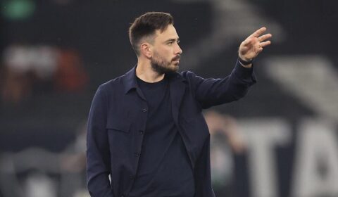 Técnico deixa clube mesmo após 10 jogos de invencibilidade no Brasileiro