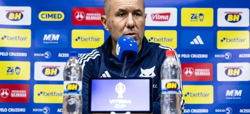 Técnico pede demissão e time eliminado na Copa do Brasil quer Tite