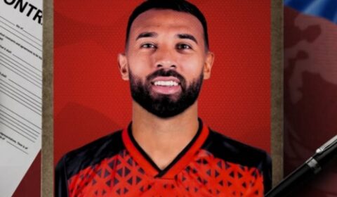 Time de cidade com 46 mil habitantes anuncia ex-Atlético e seleção