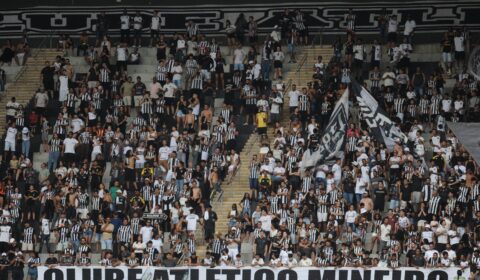 ‘Time sem vergonha’: Rony reage a protesto de torcedores do Atlético