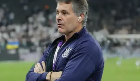 Vice do Corinthians pede desculpas após discussão e relata perda familiar