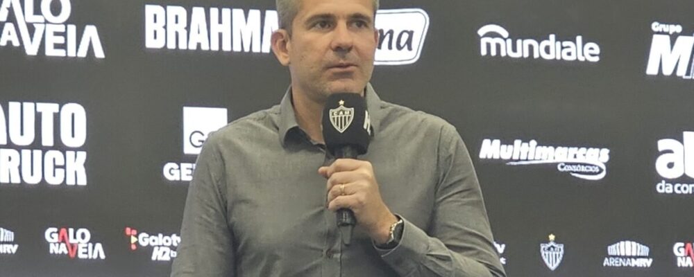 Victor se despede do Atlético, relembra títulos e diz: ‘Até breve’