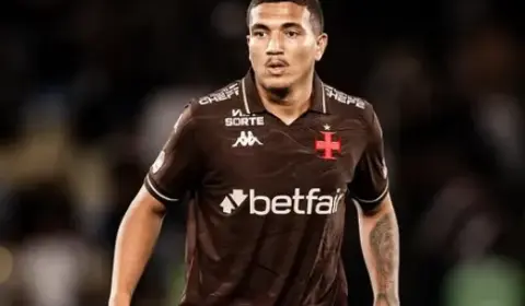 Volante do Vasco sofre ruptura do ligamento do joelho e vai passar por cirurgia