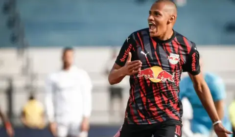 Zenit volta a negociar contratação de Jhon John, do Bragantino