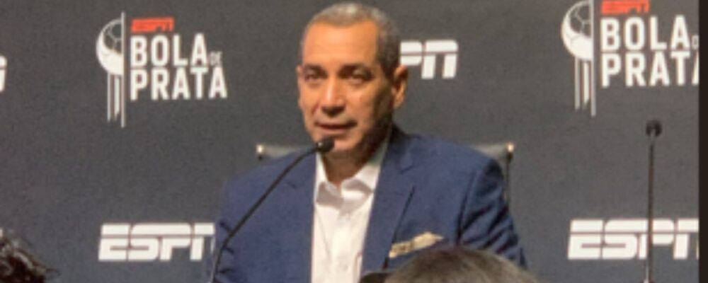 Zinho rasga elogios ao Cruzeiro e aponta favorito na Copa do Brasil