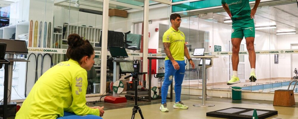 Abel dá aval, e Palmeiras anuncia renovação com reserva multicampeão