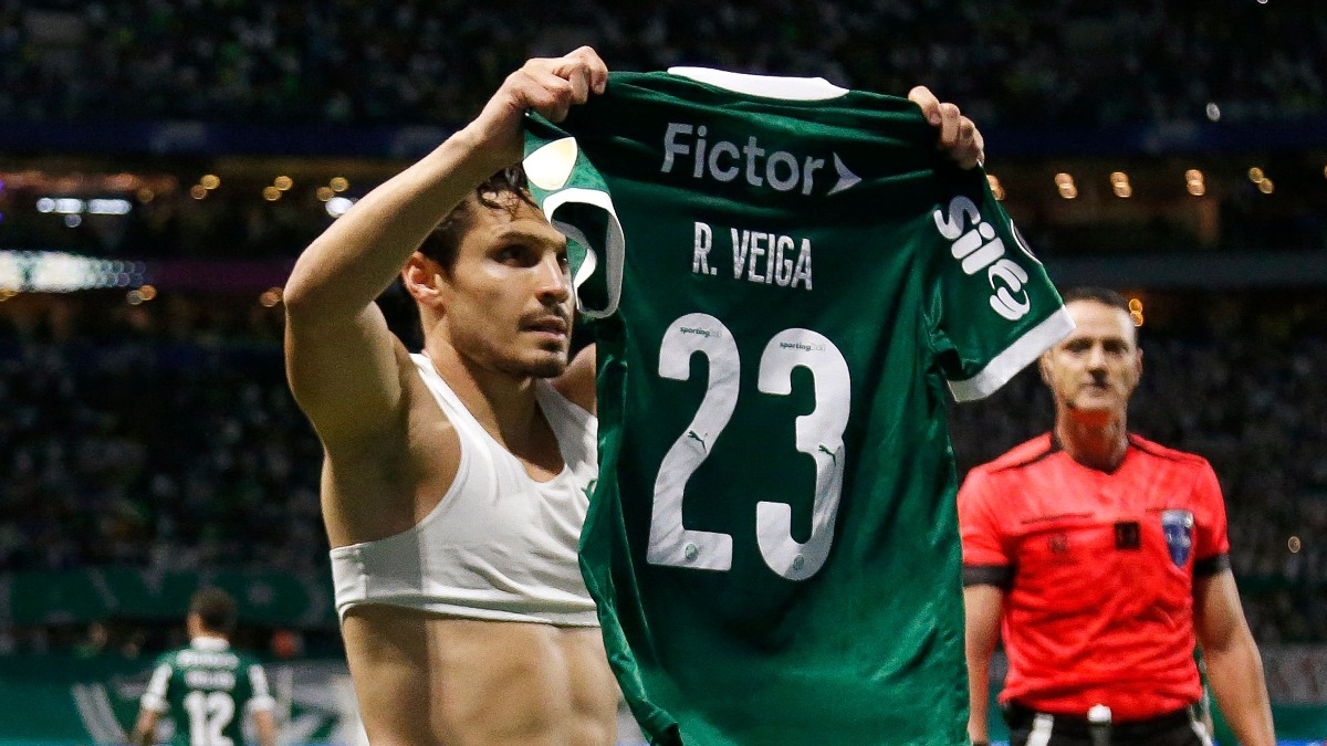 Raphael Veiga, meio-campista do Palmeiras - (foto: Miguel SCHINCARIOL/AFP)