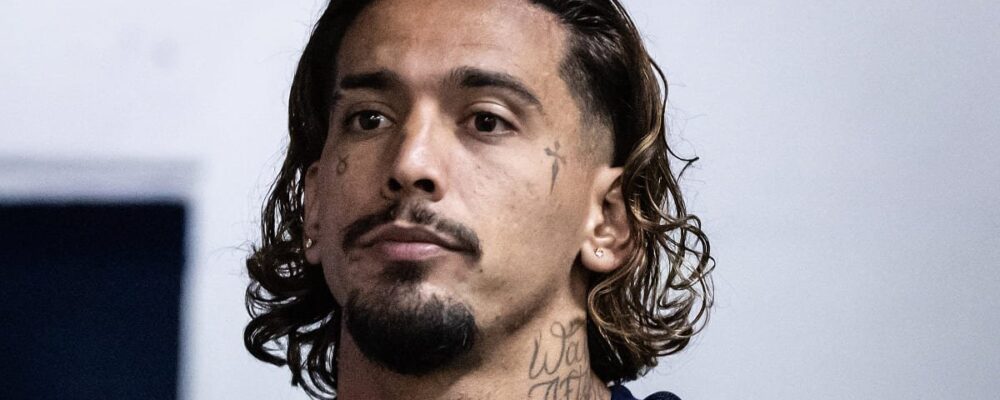 Atacante do Cruzeiro protagoniza momento inusitado e vira meme