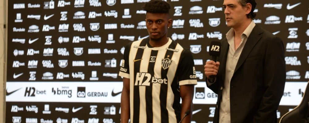 Atlético: Cassierra detalha estilo de jogo e características como camisa 9