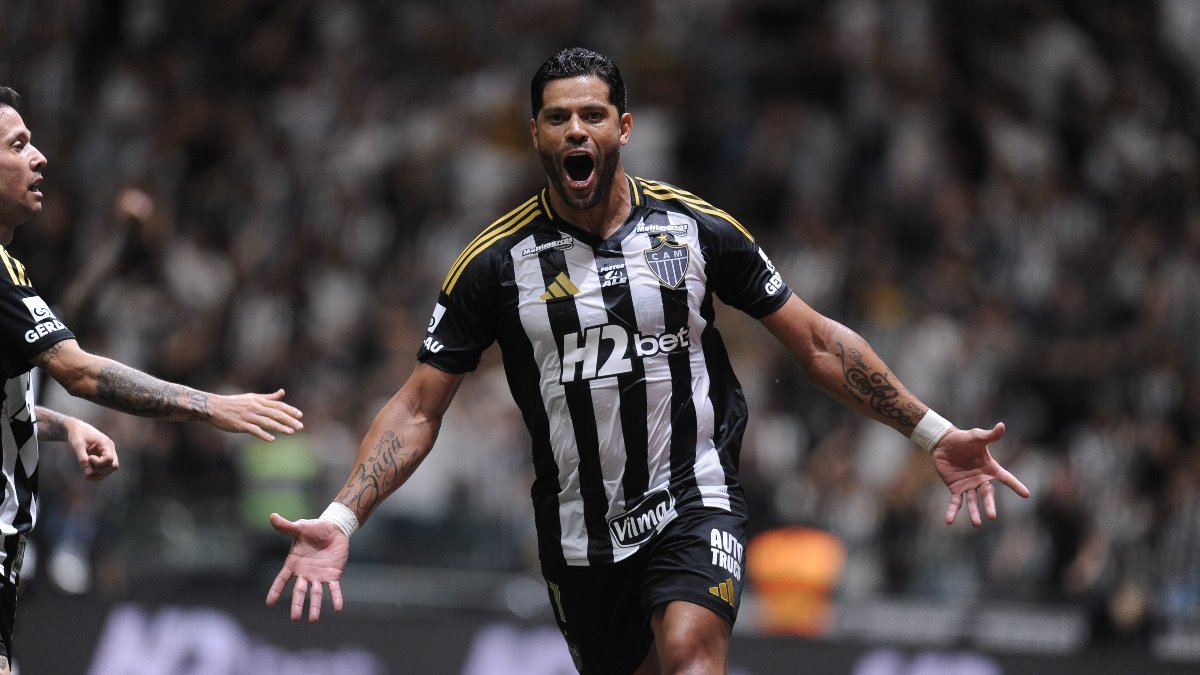 Hulk comemora gol pelo Atlético (foto: Alexandre Guzanshe/EM/D.A. Press.)