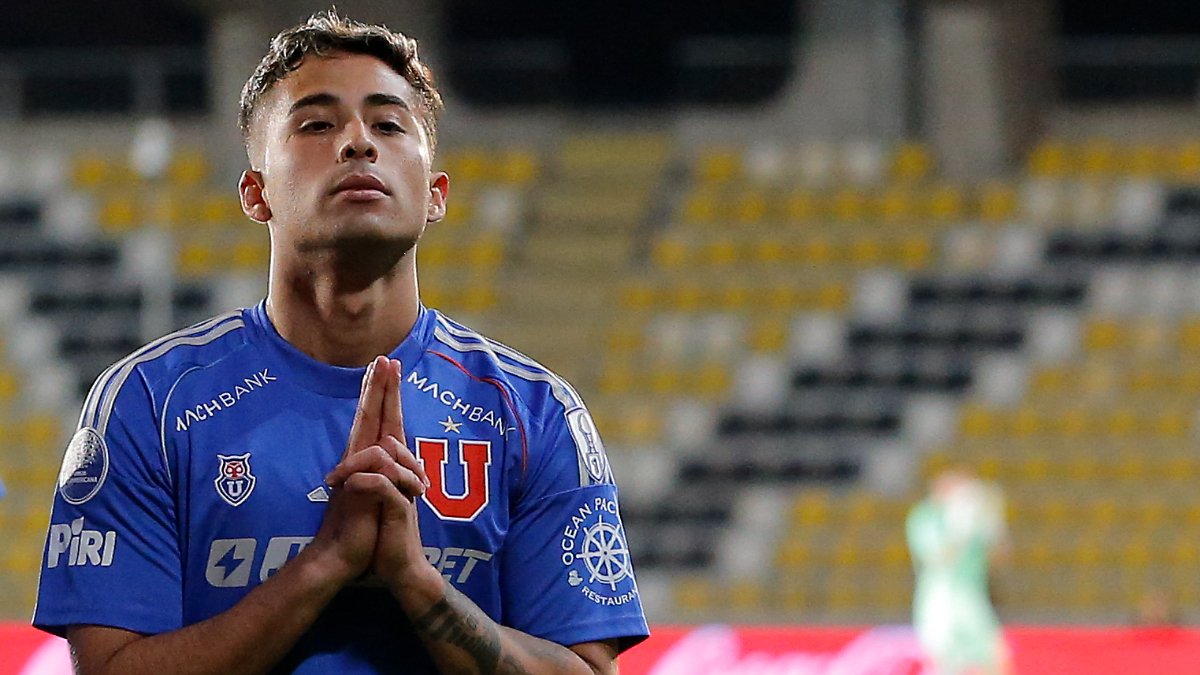 Alvo do Atlético, Lucas Assadi comemora gol pela Universidad de Chile em setembro de 2025 (foto: Javier Torres/AFP)