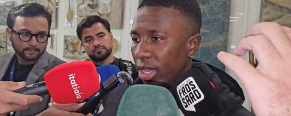 Atlético: Minda chega a BH ‘entusiasmado’ e manda recado aos torcedores