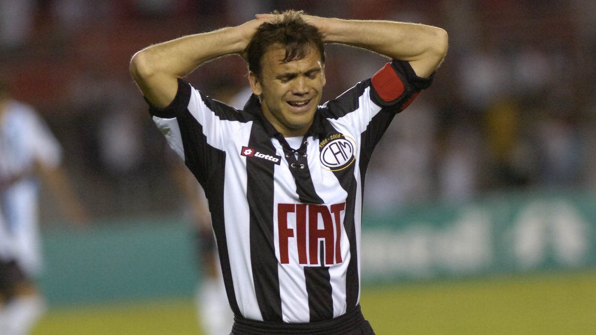 Dejan Petkovic durante passagem no Atlético em 2008 (foto: Jorge Gontijo/EM/D.A Press - 09/08/2008)