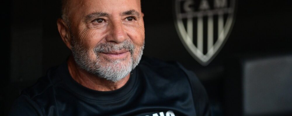 Atlético: Sampaoli deve promover retorno de time principal e estreias contra o Tombense