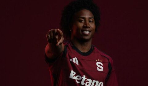 Atlético encaminha acerto com lateral equatoriano Ángelo Preciado, diz jornalista