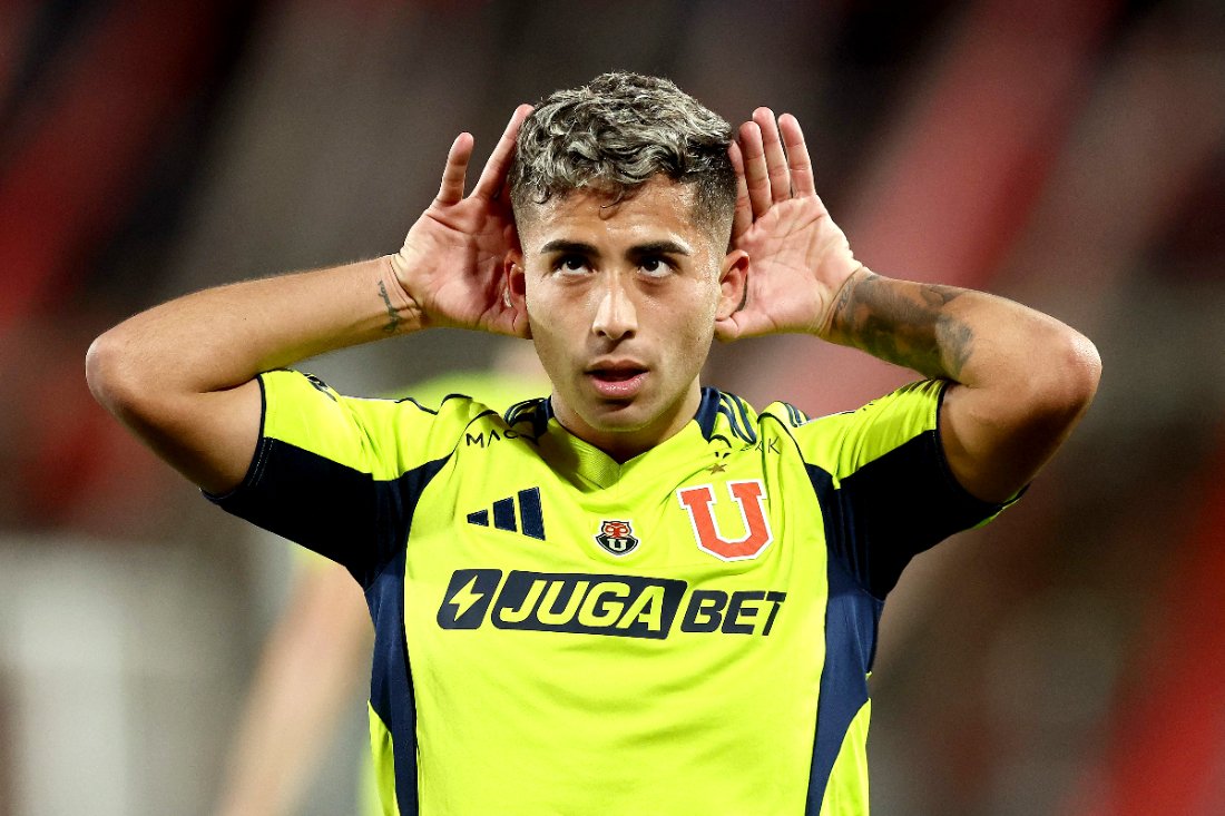 Lucas Assadi, meia-atacante da Universidad de Chile (foto: Alejandro Pagni/AFP)